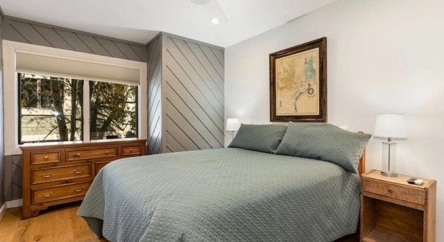 98 Ridgepoint 4 Bedroom Condo by RedAwning