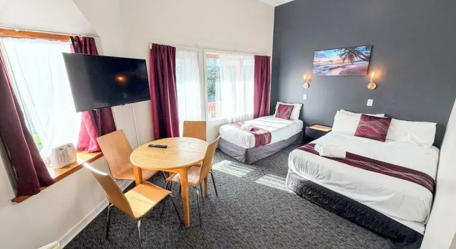 Двухместный номер Economy с балконом Halswell Lodge