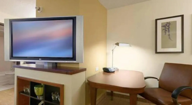 Двухместный номер High Floor Standard Hyatt Place El Paso Airport