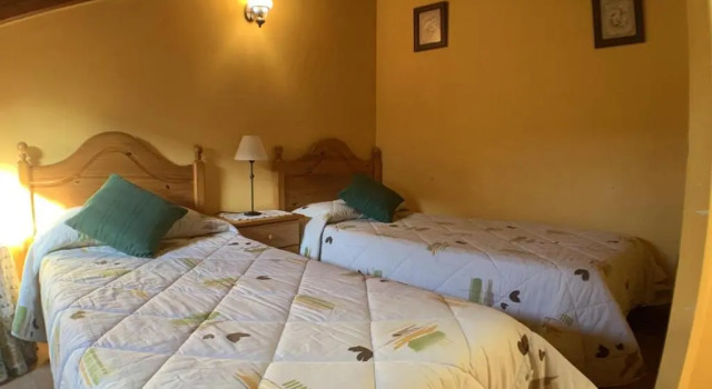 El Bulín de Braojos - 3 Casas, Varaa Hotelli Hotellit Madridin maakunta pysäköinnillä, Pysäköinti