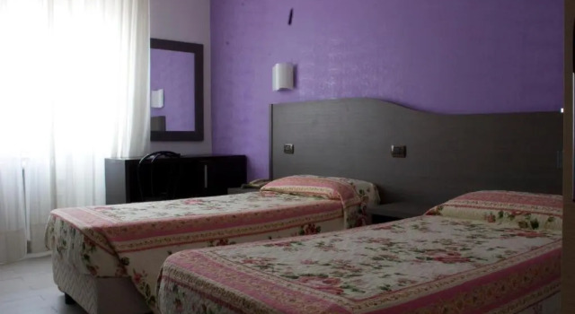 Трёхместный номер Standard Hotel Renato