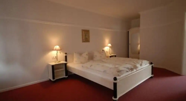 Люкс с балконом Hotel Historischer Krug