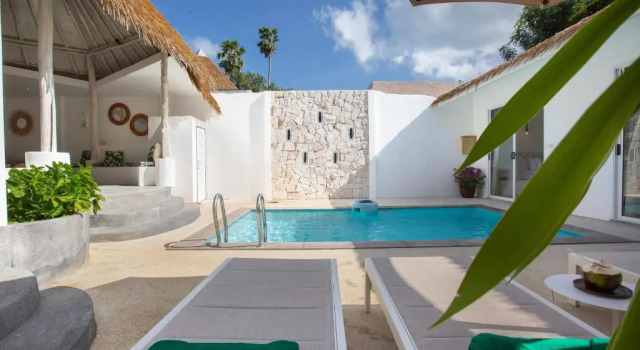 Вилла с 3 комнатами Eden Beach Bungalows
