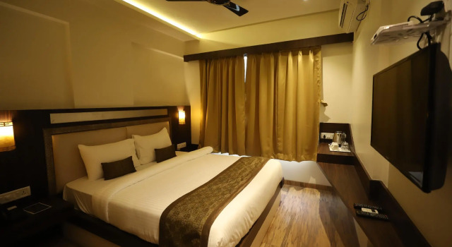 Hotel Seven Sky, Забронировать Отель Отели штата Махараштры 3 звезды, 3*