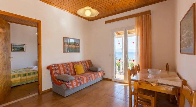 Dolphin Villa 1, Book Villa Hotels in Paxoi with a Pool, Swimming Pool