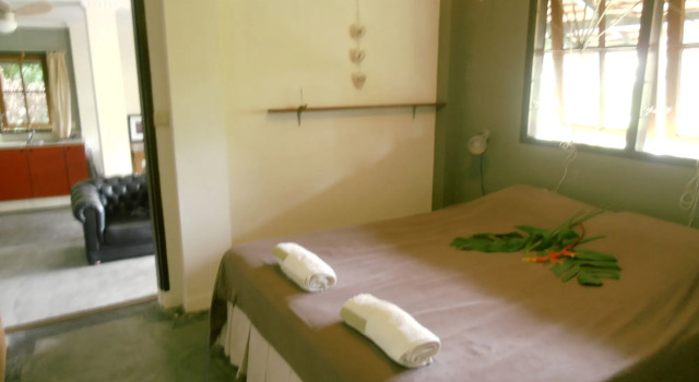 Guesthouse The 4 Fish, Book Guesthouse Hotels in Sulawesi with Parking, Parking