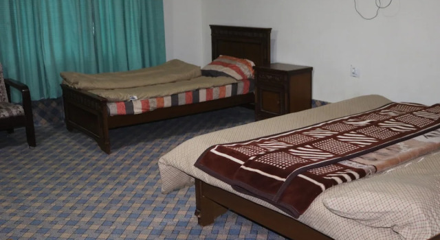 Hotel Galiyat Continental, Prenota Hotel Hotel economici a Murri