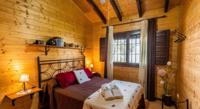Casita de Madera Ardales by Ruralidays, Забронировать Вилла Ардалес Caminito del Rey, рядом с Embalses Guadalhorce-Guadalteba