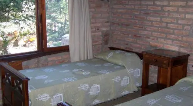 Namai Miska, Rezerwuj Hotel Villa Carlos Paz 