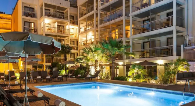 Коттедж Executive Suite With Fast Wifi, Terrace