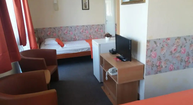 Трёхместный номер Classic Hotel Hajnal