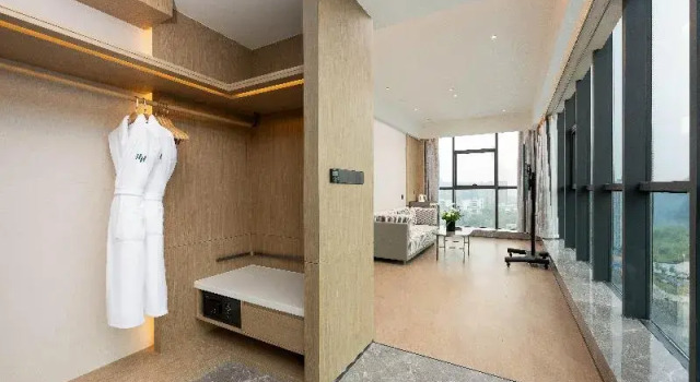 Люкс c 1 комнатой с видом на город EVEN Hotel Chengdu High-Tech Zone by IHG