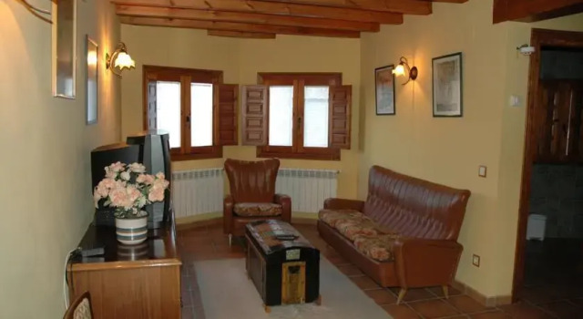 Casa Rural El Colorao, Prenota Hotel Sotés La Rioja