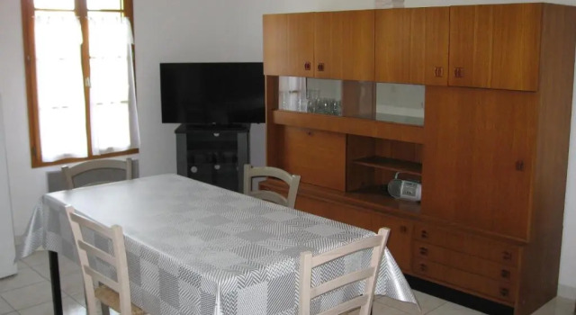 Joli T2 1er Etage Ancienne Bergerie, Забронировать Апартаменты/квартира Ла-Сен-сюр-Мер Var coast