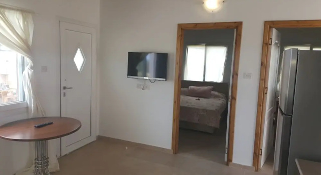 Seaside House 2 Double Bedrooms With Spectacular Mountain Sea View, Book Hotel Lapta Northern Cyprus