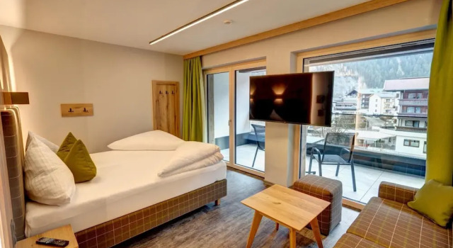 Двухместный номер Superior с балконом и с видом на горы Der Siegeler B&B - this lifestylehotel rocks