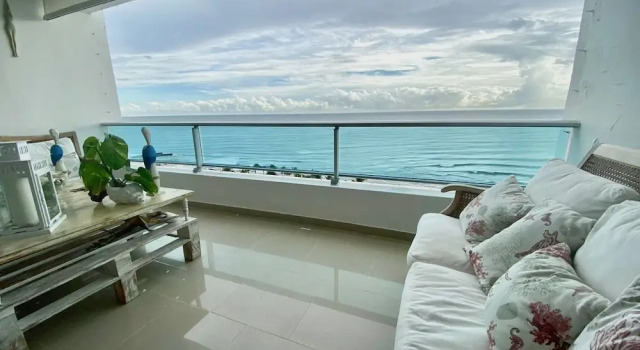 Апартаменты с 3 комнатами Marbella Fabulous 3br &3ba Pool And Beach