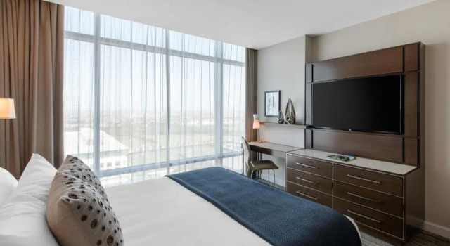 Двухместный номер Premier Omni Frisco at The Star