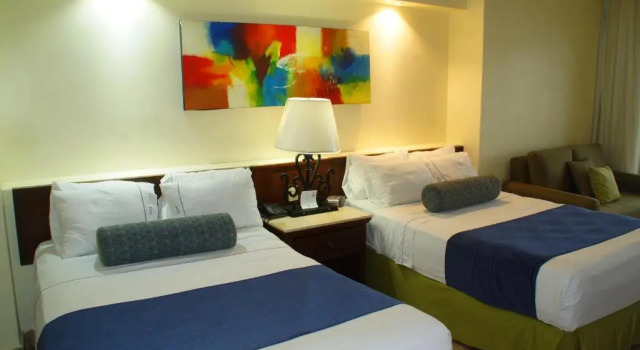 Полулюкс Royal Villas Resort