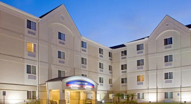 Кровать в общем номере Candlewood Suites Houston Medical Center by IHG
