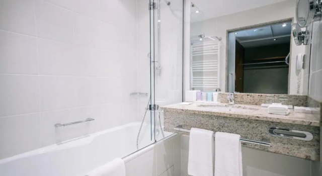 Двухместный номер Business Wyndham Wroclaw Old Town