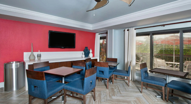 Hampton Inn Naples - I-75, Buchen Sie Hotel Naples 
