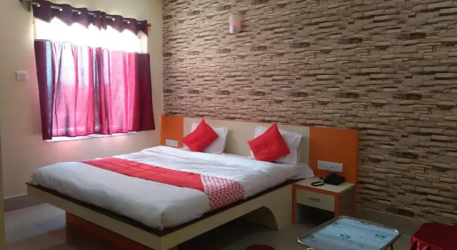 New Puri Hotel by OYO Rooms