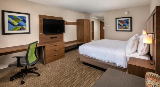 Двухместный номер Standard Holiday Inn Express & Suites Chatsworth by IHG