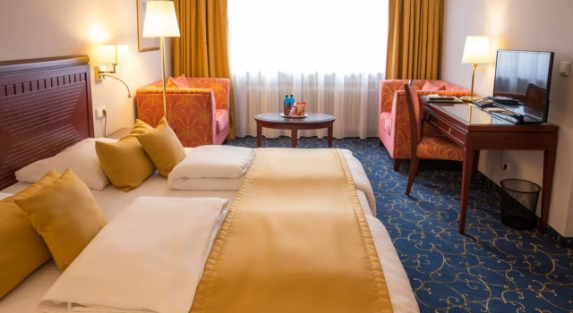 Hotel Brunnenhof, Book Hotel Hanau Rhenish Hesse