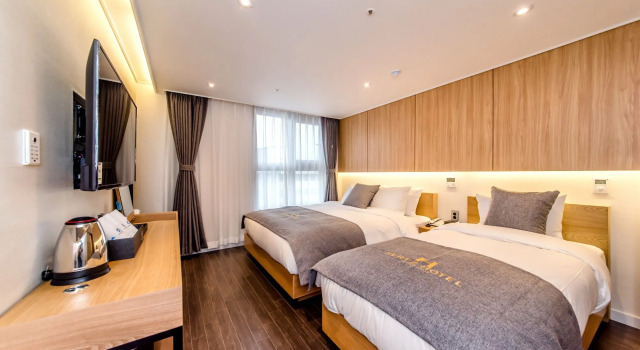Jeju Hertz Hotel, Забронировать Отель Jeju City Чеджу, рядом с Храм Самсонхёль