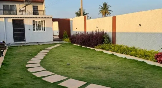 Paradise Villa, Rezervovat Vila Hotely v Bangalore s parkováním, Parkování
