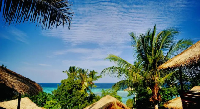 Бунгало Grand Ten Moons Lipe Resort