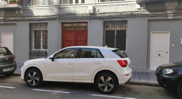 Carrer de l'Arquitecte Alfaro 27 bajo derecha, Забронировать Отель Поблатс Маритимс 