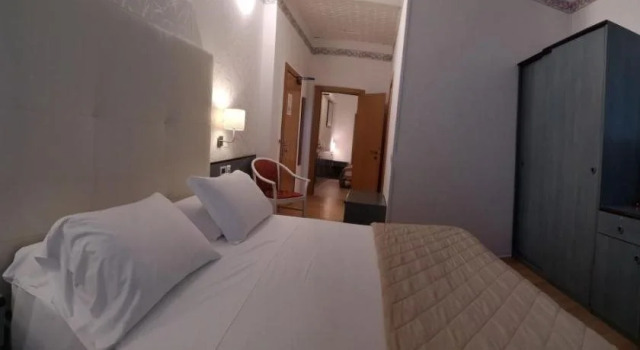 Hotel Splendid, Забронировать Отель Отели Каорле 3 звезды, рядом с Санктуарий Мадонна дель Анджело, 3*