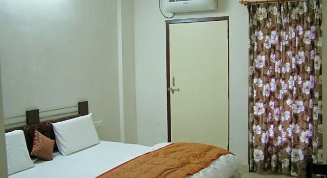 Hotel Ashwin, Забронировать Отель Отели штата Раджастхана с парковкой, Парковка