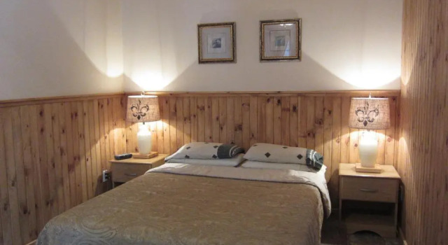 Auberge Aux Toits Rouges, Prenota Ostello Ostelli a Eastern Townships, Ostello