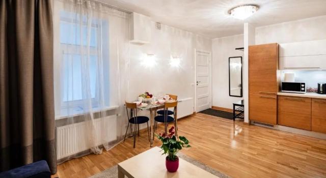 Riga Embassy center Apartment with parking, Забронировать Апартаменты/квартира Центр Рига, рядом с Порт Риги