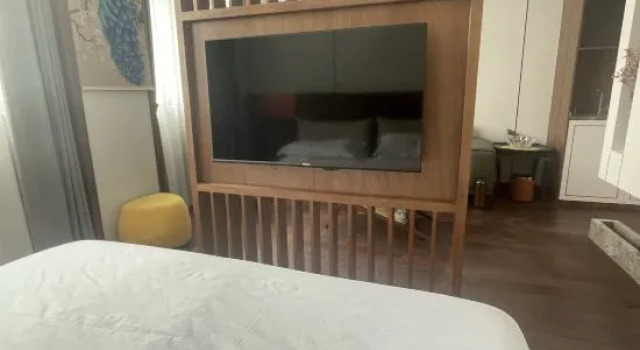 Люкс Deluxe Rongfengge Homestay (Yingtan South Station)
