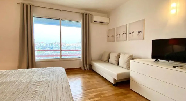 Апартаменты с видом на море Home Out Luxury Marina Apartment - 2 Bedrooms Sea View