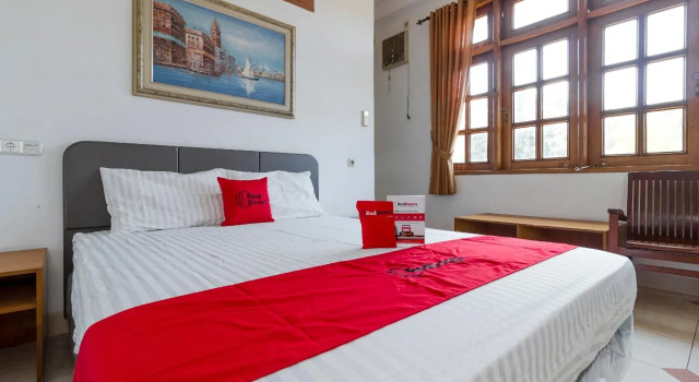 RedDoorz @ Taman Menteng Bintaro, Prenota Hotel Hotel 3 stelle a South Tangerang, 3*