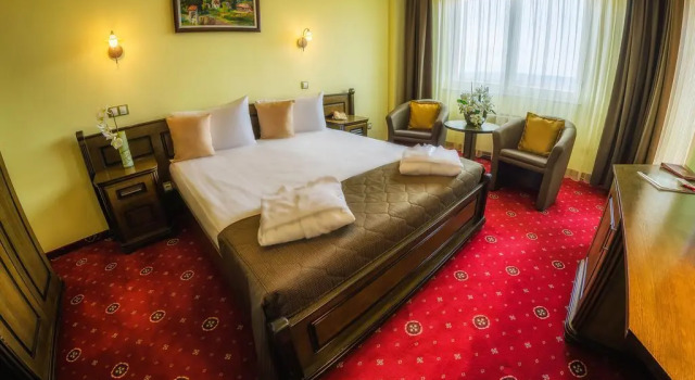 Hotel Apollo, Varaa Hotelli Târgu-Mureş 