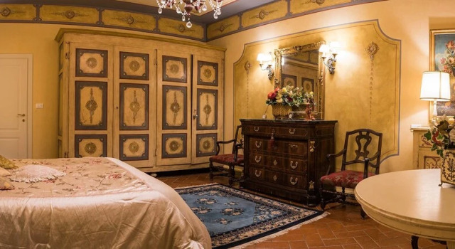 Agriturismo La Rugea, Book Hotel La Madonna Toscana