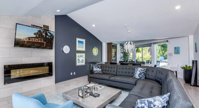 Pajaro 1040 Home - 4 Br home by RedAwning