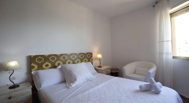 APARTAMENTOS KASA 25 - Cabo Huerta, Prenota Appartamento Hotel a Pamplona con parcheggio, Parcheggio