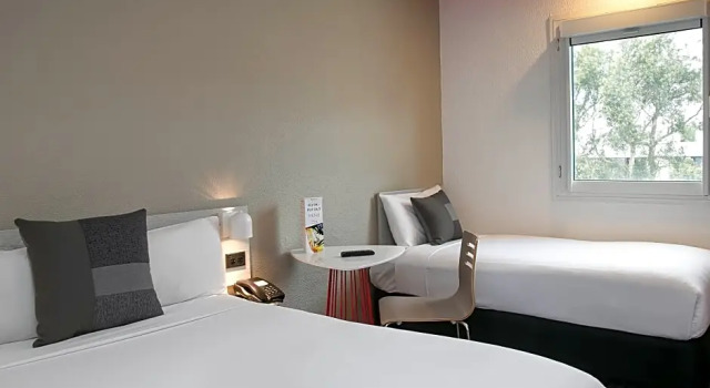 Трёхместный номер Standard ibis budget Sydney Airport