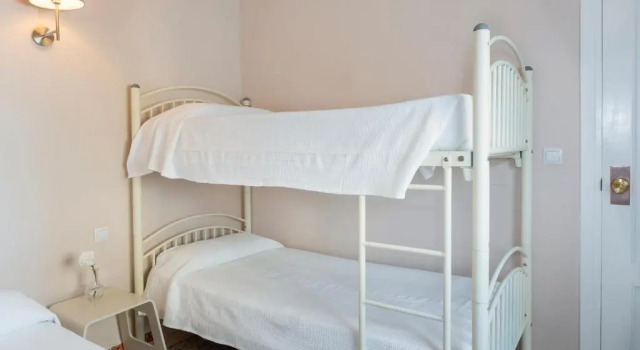 Четырёхместный номер Standard Málaga Inn