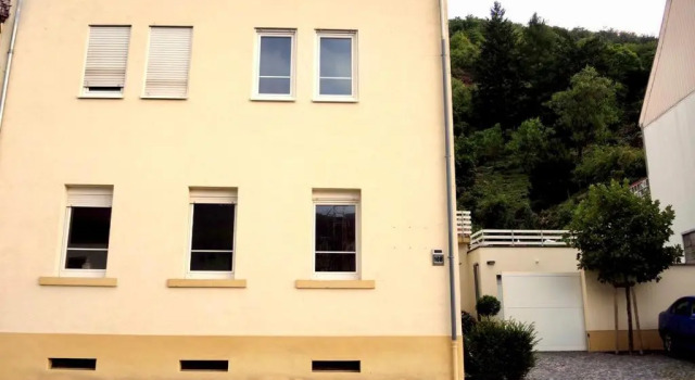 Апартаменты Modernes Apartment - Neustadt/Weinstraße Stadt