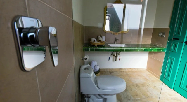 Четырёхместный семейный номер Standard с балконом Casa Moseua Hotel Boutique