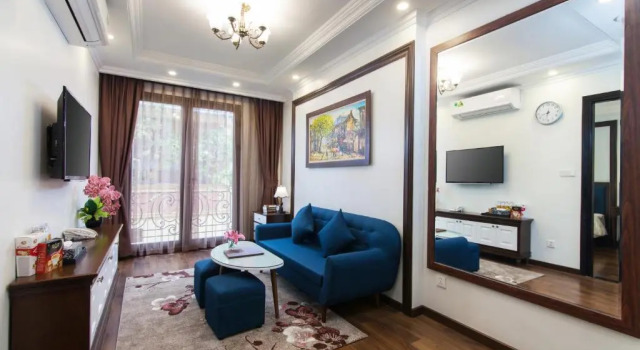Люкс c 1 комнатой с балконом Hanoi Central Hotel & Residences