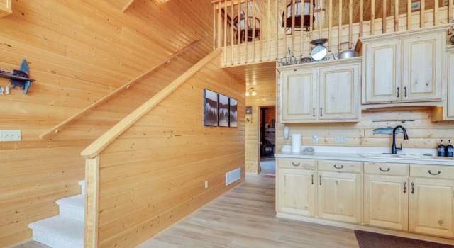 Коттедж Pet-friendly Cabin < 1 Mi to Panguitch Lake!